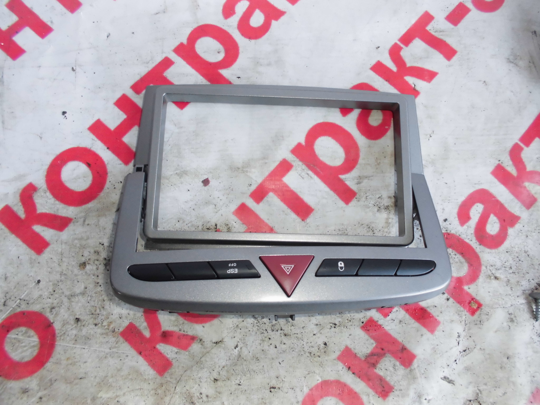 32613-blok-knopok-peugeot-308_0