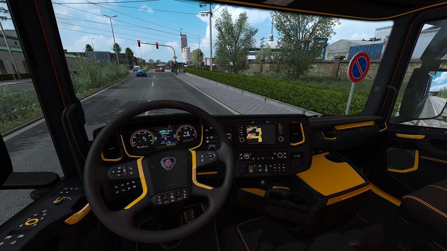 Interior-Raven-1