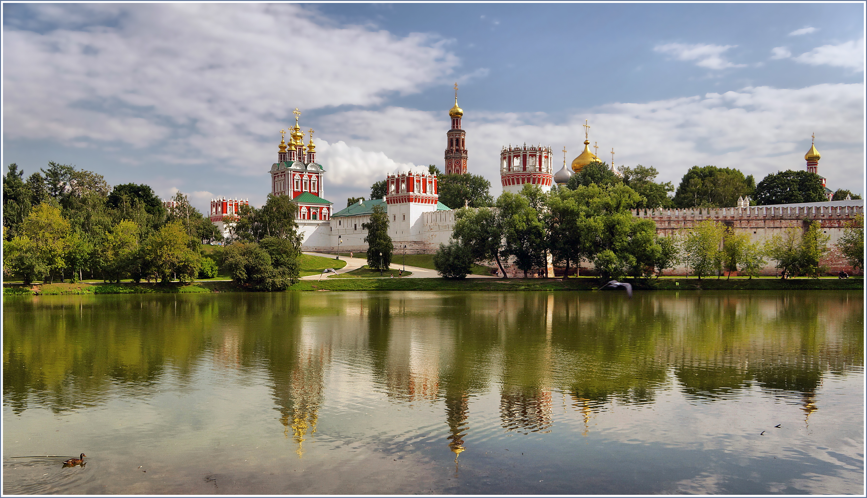 Новодевичий монастырь. Москва