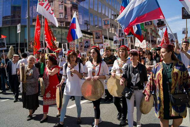 Таджики прошли «Бессмертным полком» по Москве в День Победы
