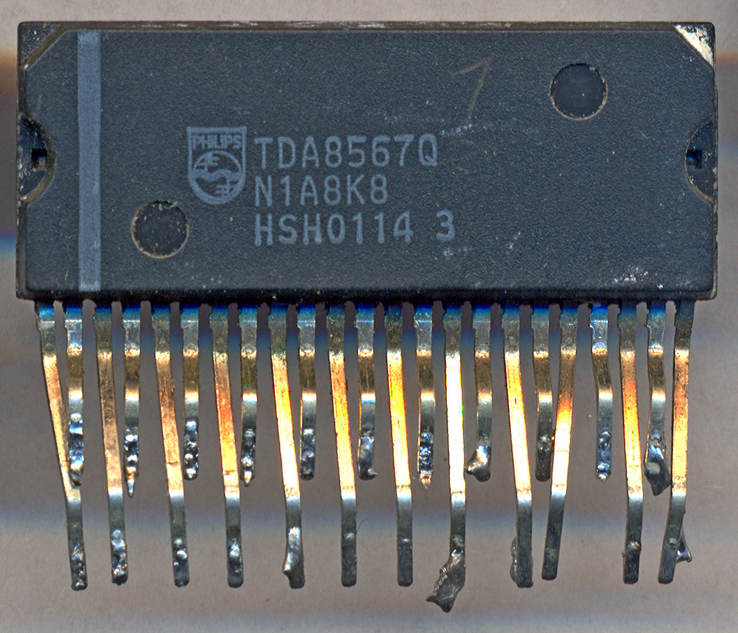 Проектор thundeal tda6. Тда8567q. Tda7313nd (so28, STM). Tda1541 i2s. Tda8567q Datasheet.