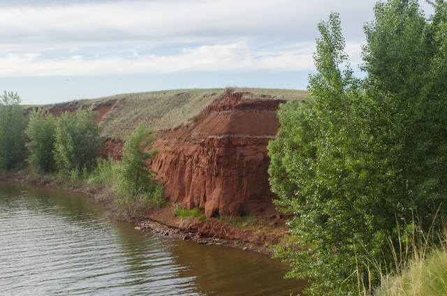 Круча это. Димитровское водохранилище красная Круча. Красная Круча Илекский район. Красная Круча Оренбургская область. Красная Круча Мценск.