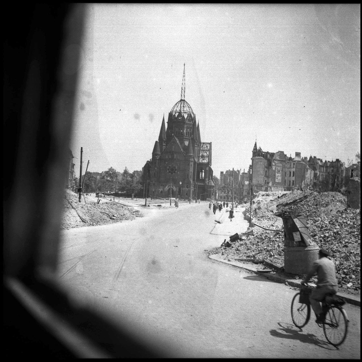 Kirche 1945