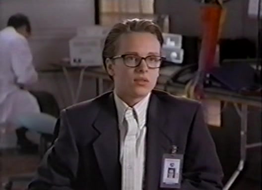 Uznik.Zendy.1996.XviD.VHSRip.by.alenavova 0144