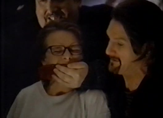 Uznik.Zendy.1996.XviD.VHSRip.by.alenavova 0266