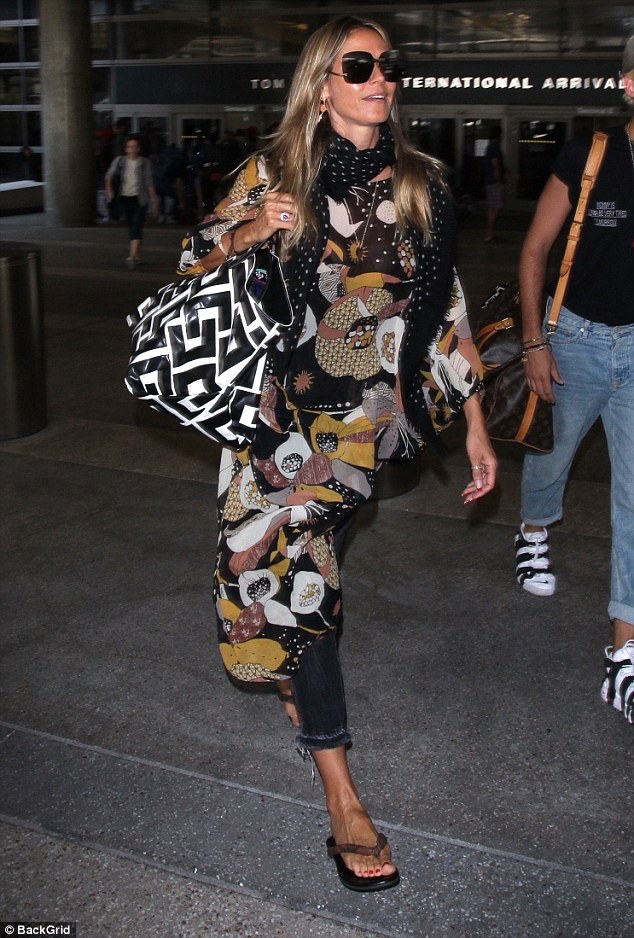 12.08.18 - LAX airport, LA