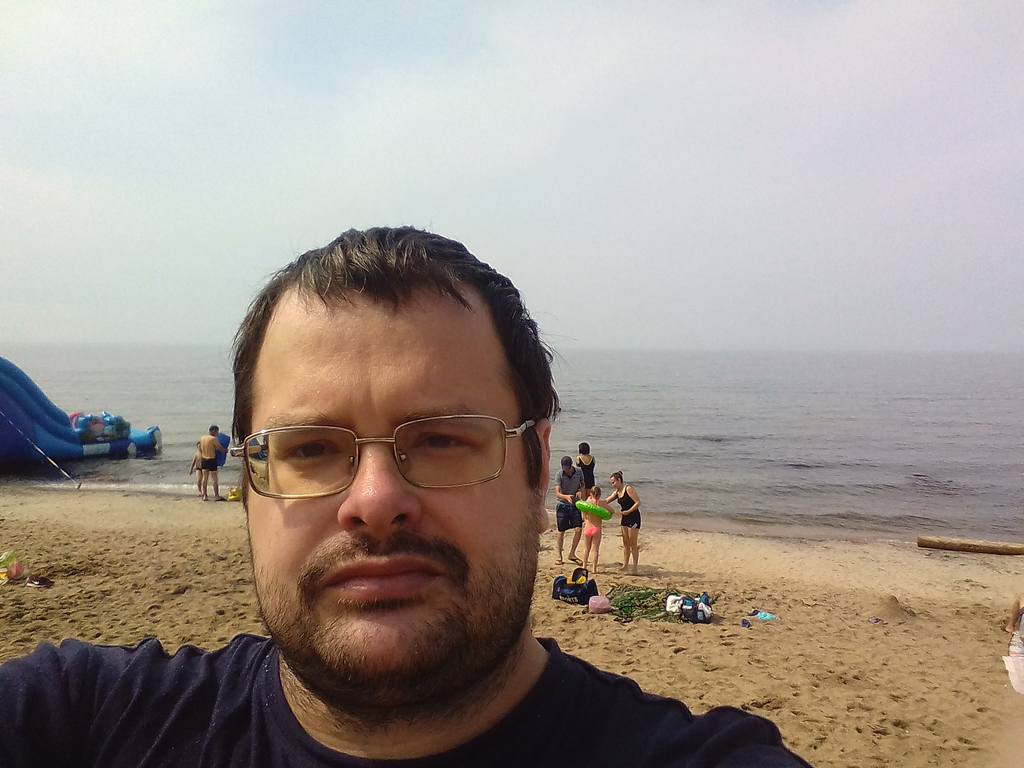 23025294.jpg
