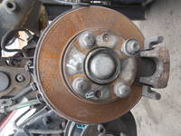 Диск тормозной задний правый 128 800 суппорт тормозной задний правый 128 1400 ступица задняя правая 128 2000