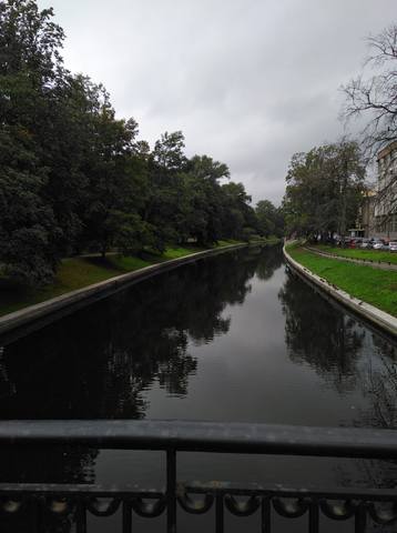 http://images.vfl.ru/ii/1535621939/09f53ccc/23118800_m.jpg