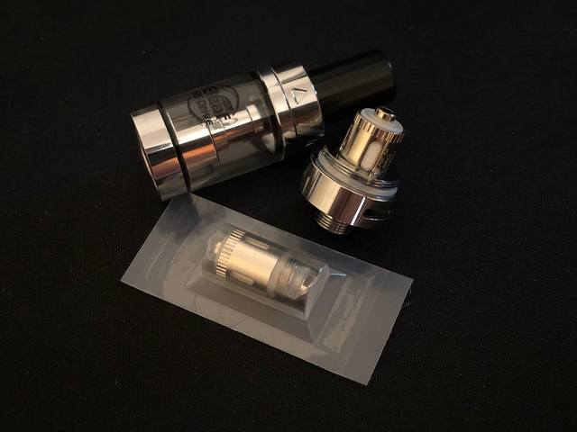 Eleaf-amnis-11