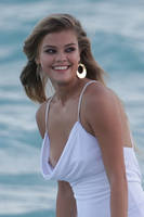 http://images.vfl.ru/ii/1539601927/213323d4/23806196_s.jpg