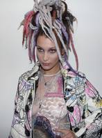 http://images.vfl.ru/ii/1539607295/e3379602/23808094_s.jpg