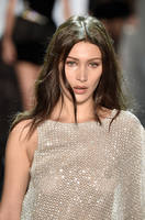 http://images.vfl.ru/ii/1539608083/fb2bdc5b/23808403_s.jpg