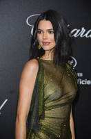 http://images.vfl.ru/ii/1539612683/801aad72/23809517_s.jpg