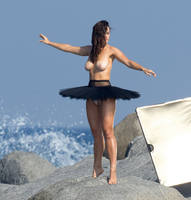 http://images.vfl.ru/ii/1539724262/a376f847/23833128_s.jpg
