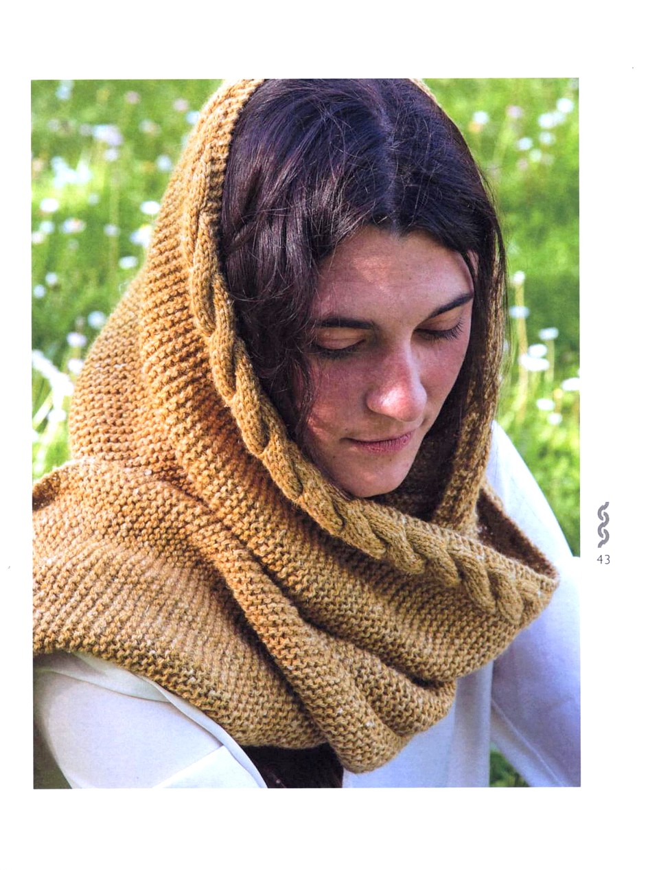 705 Easy Cable Aran Knits 18-041