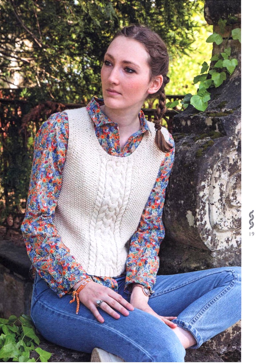 705 Easy Cable Aran Knits 18-017