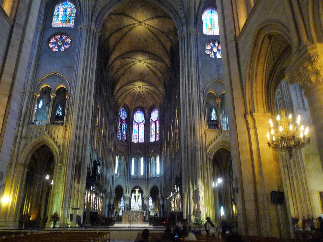 Notre Dame (25)