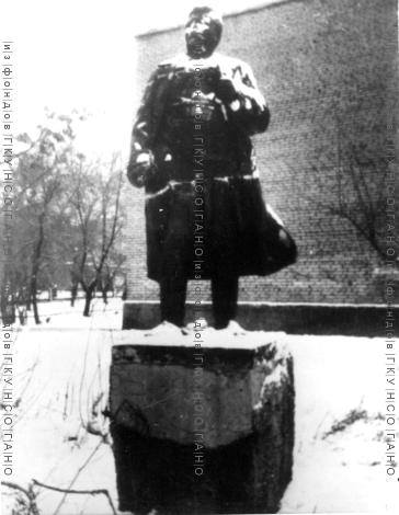 Киров у 22 школы