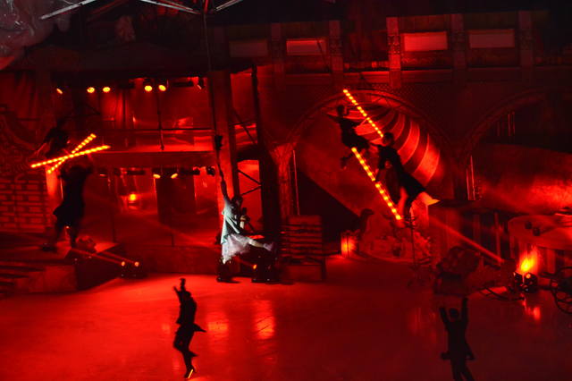 http://images.vfl.ru/ii/1546243343/ee7c5d57/24781127_m.jpg