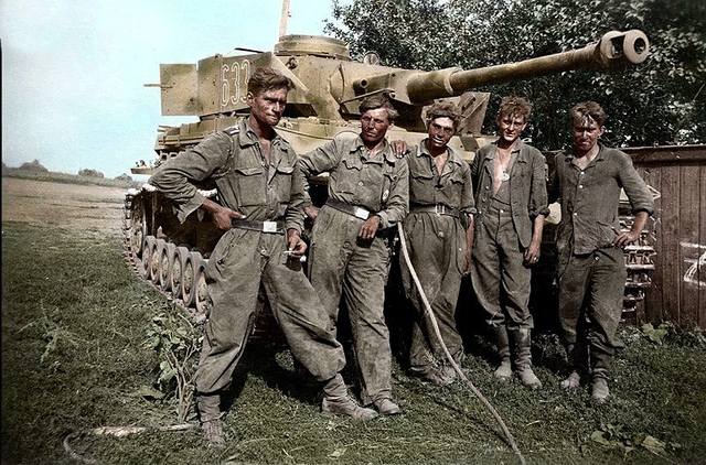 Pz.Kpfw.IV Ausf.G из состава 2-го танкового полка СС 2-й дивизии СС «Дас Райх» на Курской дуге. 7 августа 1943 года.
