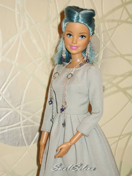 Mix and Match Barbie doll blue hair (76)