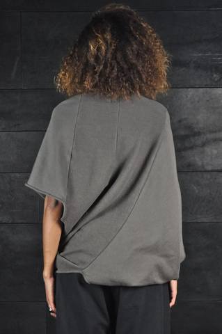 perekruchennyy-svitshot-poncho-2 - копия