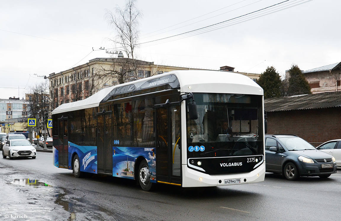 Двухэтажный автобус изнутри фото