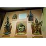 Старинные бронзовые позолоченные статуэтки в музее в Катманду. Фото Морошкина В.В.