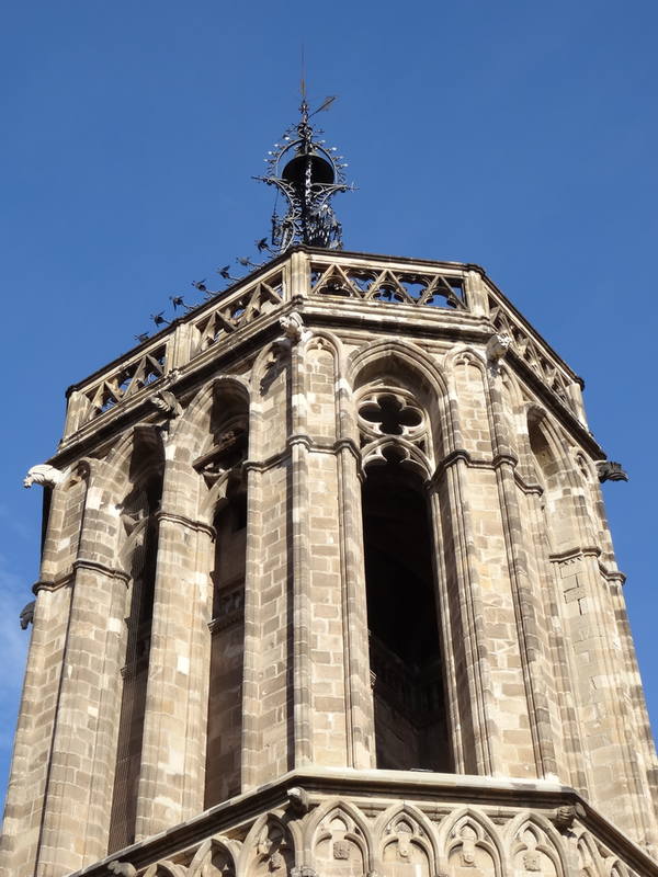 Крыша кафедрального собора Барселоны
