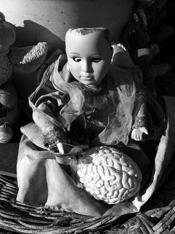 scary-dolls-01[1]