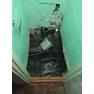 Старый туалет в хрущевке обрушился под дедом