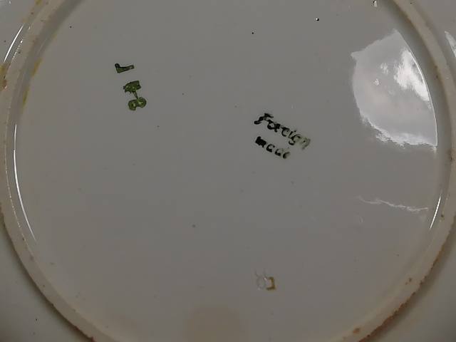 Foreign made. Foreign made. Foreign made клеймо на фарфоре. Цек на фаянсе. Посуда foreign made.