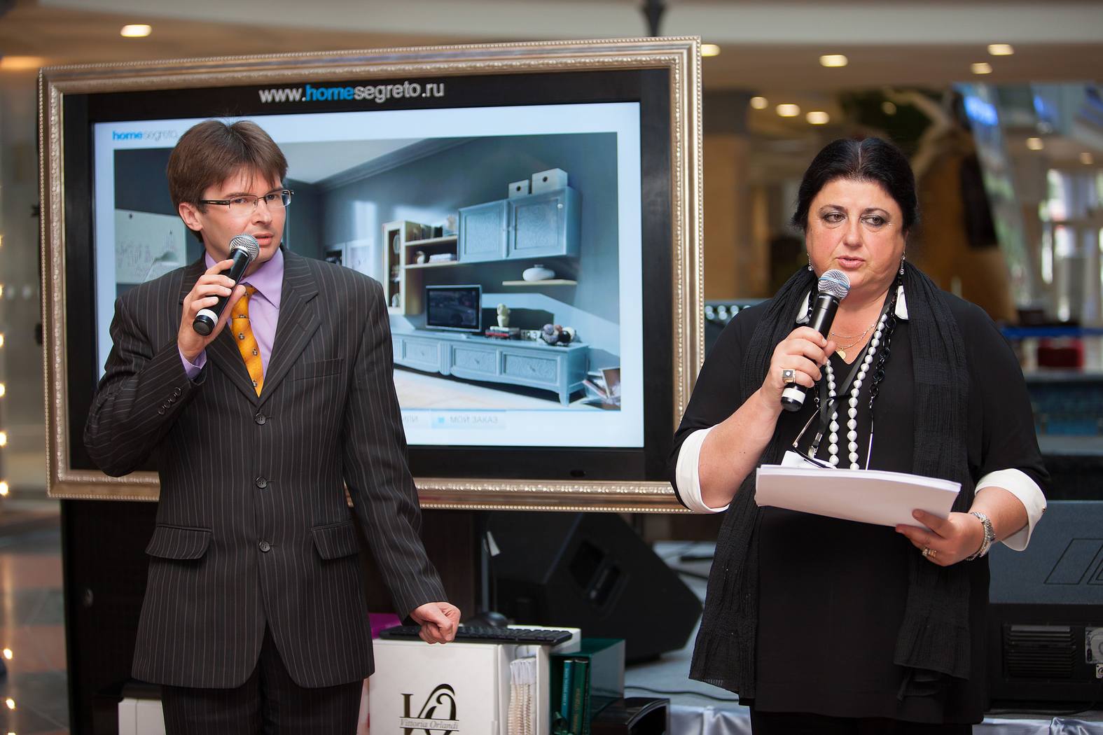 Переводчик итальянского языка 8(906)711-82-49 traduttotre interprete russo a Mosca N277