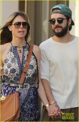 heidi-klum-fiance-tom-kaulitz-hold-hands-in-paris-05