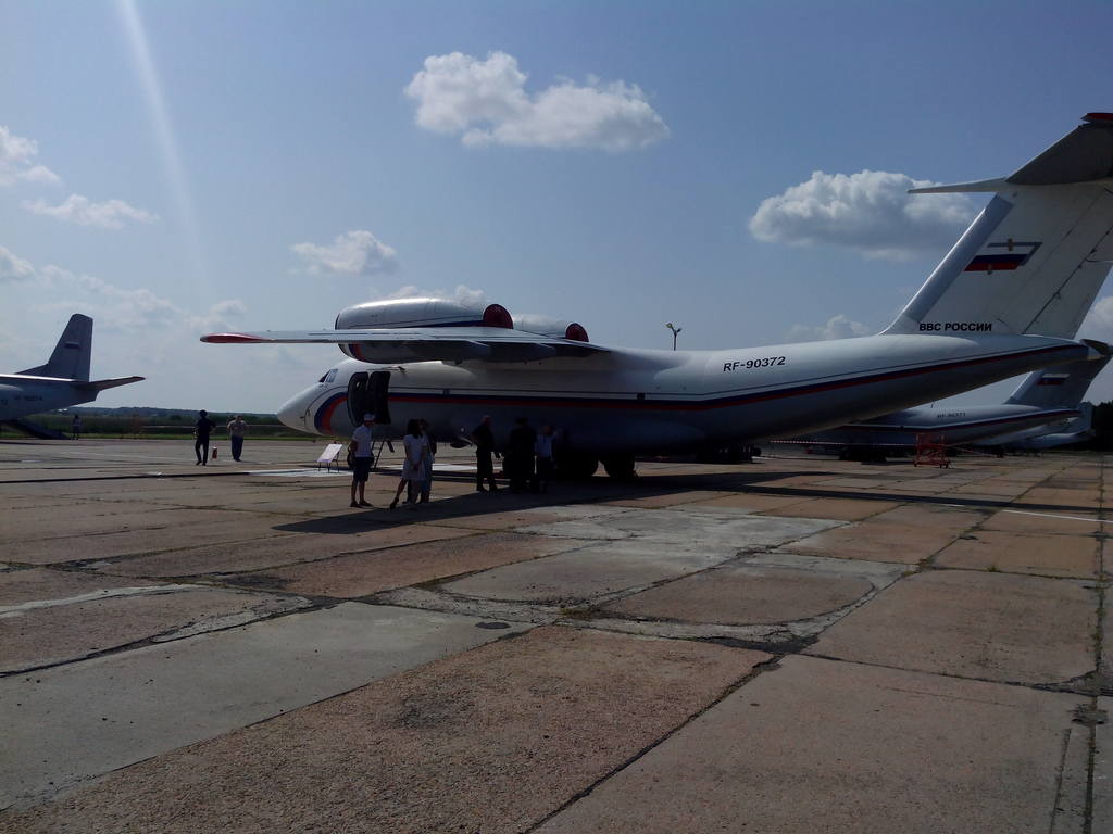 Омск северный аэродром. Аэродром Омск Северный. Ту 134 аэродром Омск Северный. Военный аэродром в Омске. Военный аэродром Омск Чкаловский.