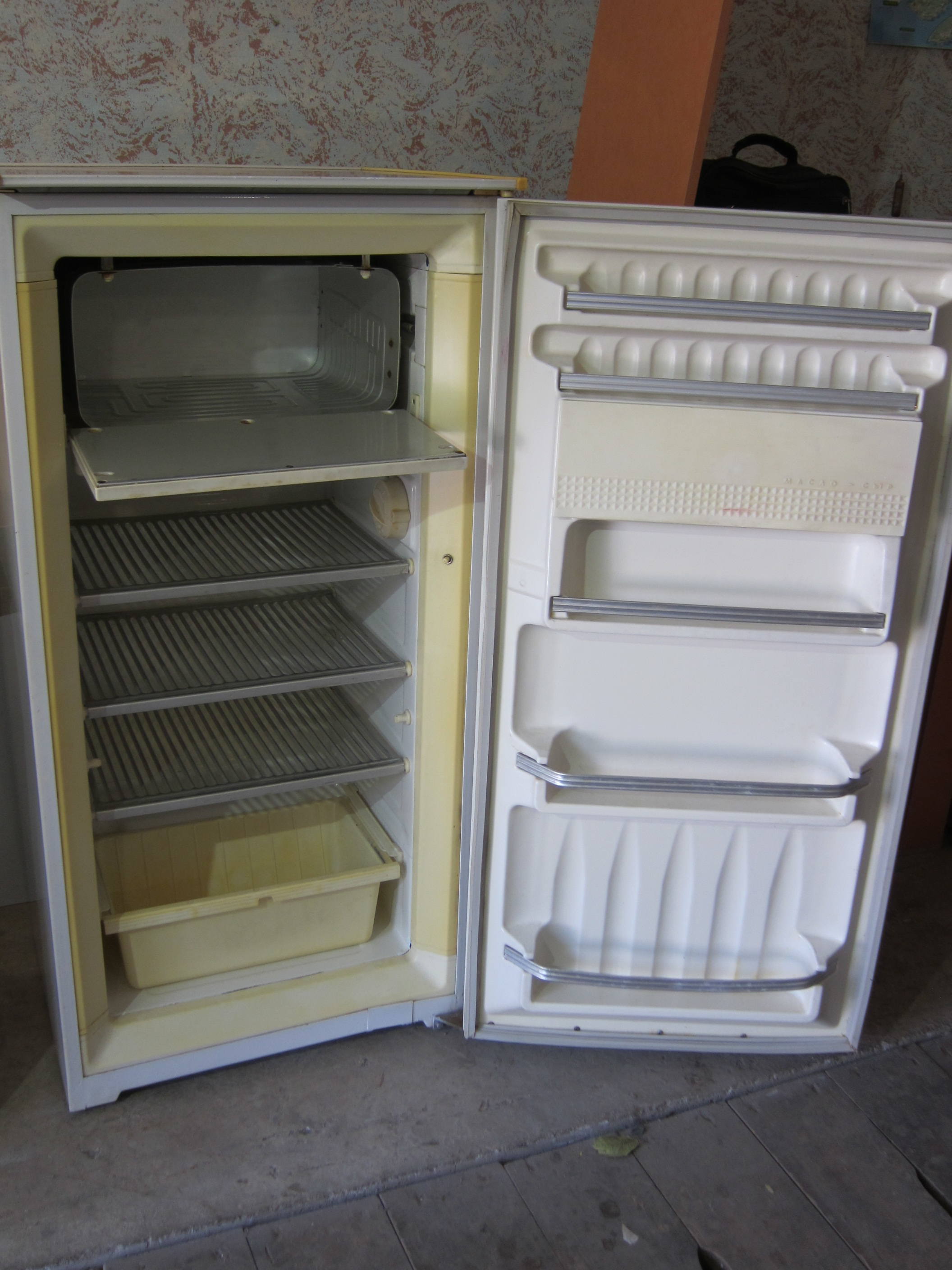 Холодильник 125 см высота