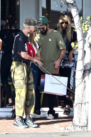 13.10.19 - Tom, Bill, Leni and Heidi at Fred Segal (LA)