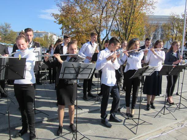 V Kramatorske proshel festival duhovyh orkestrov 4