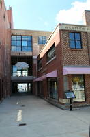 Atlanta - Westside: Westside Provisions District - White Provision White Provision, connected to the Westside Urban Market by a pedestrian bridge crossing a railway, was opened in 2007.