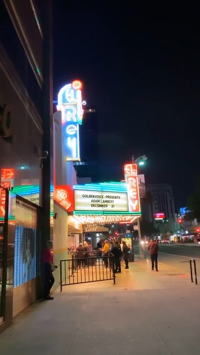 21.12.19 - Bill at Adam Lambert's concert in El Rey Theatre in LA