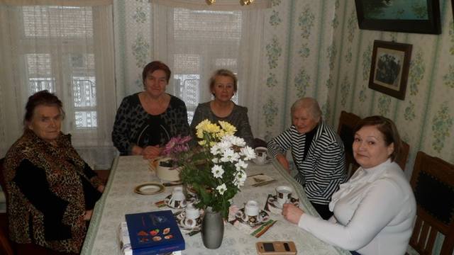 29195016_m.jpg