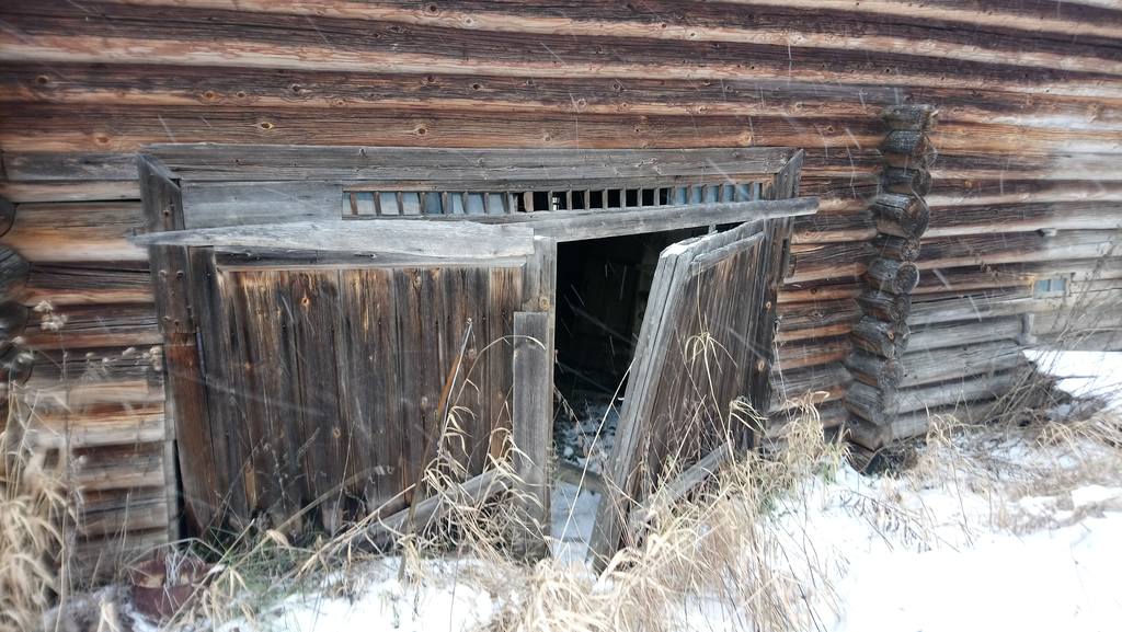заброш дом 6 ворота на 1 этаж