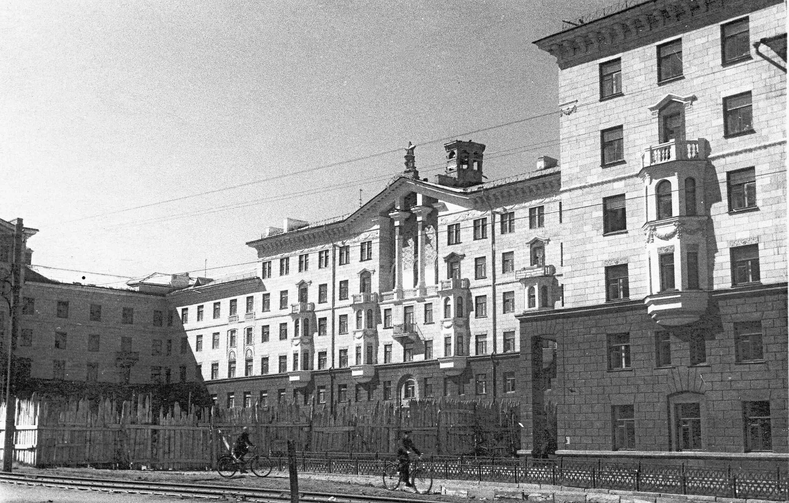 Станиславского№4