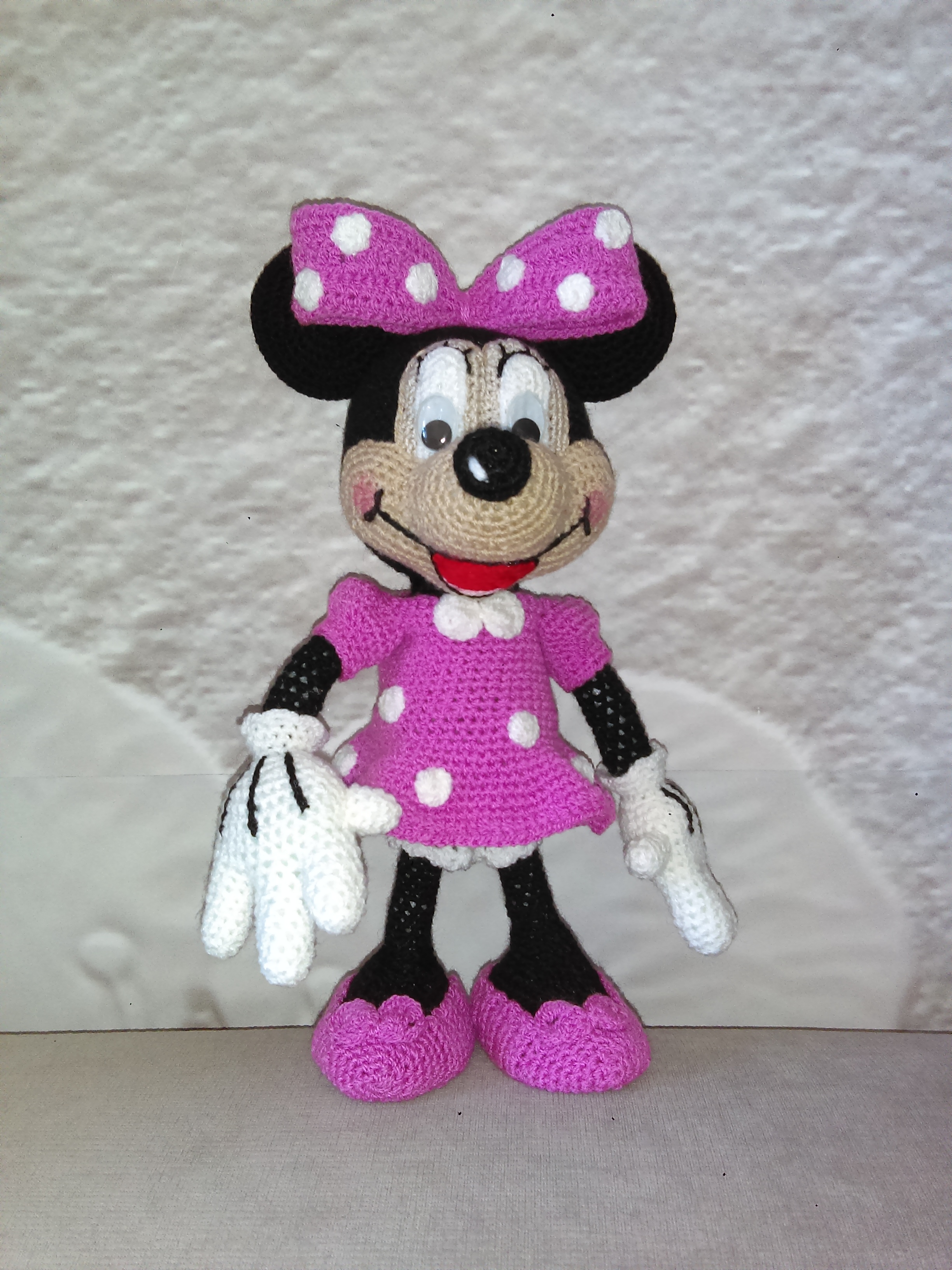 Минни Маус - автор Zombiegurumi - перевод Зинковой Увгении (Genny)