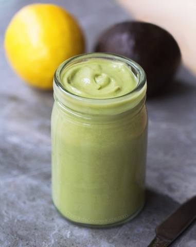 zapravka-iz-avokado-vmesto-maioneza-images-big