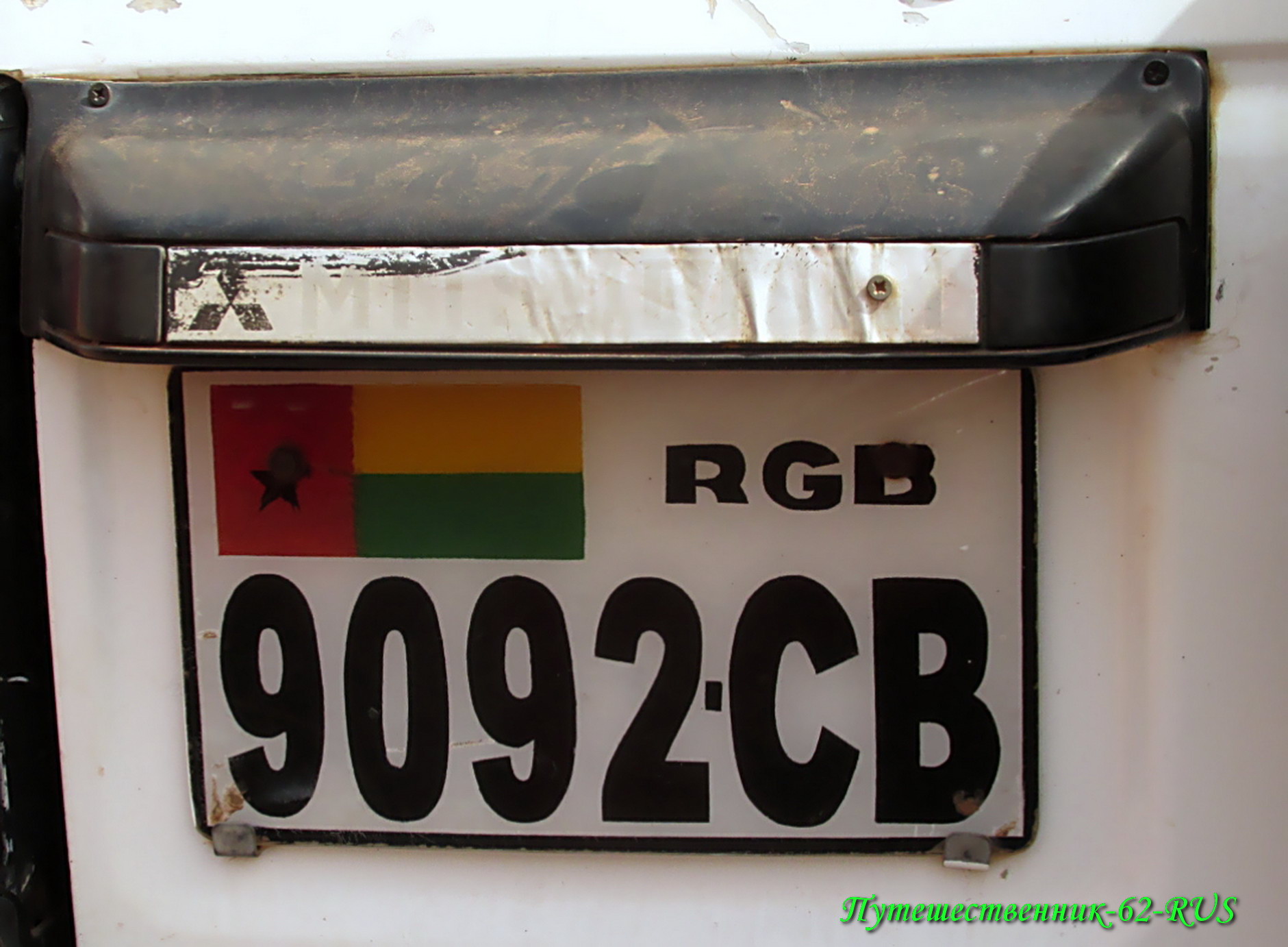 License plates of GuineaBissau / Matriculas ou placas da República de