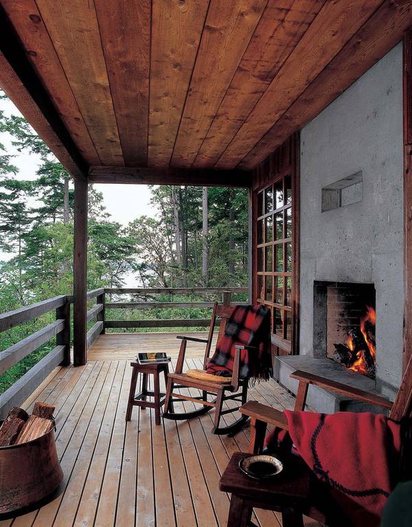 Cabins Cottages and Other Small Spaces by by Editors of Fine Homebuilding (z-lib.org) 13