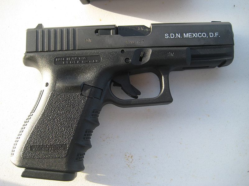 800px-Glock25SDN