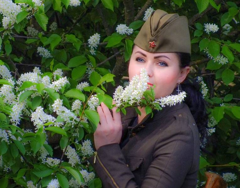 олька с серенью в пилотке 2М